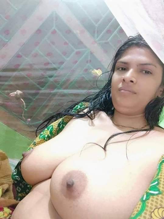 Sexy Bengali girl nude pics 7