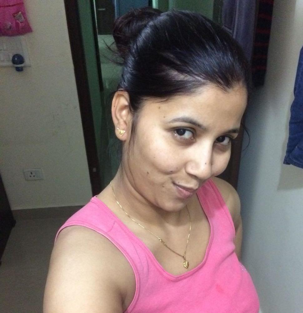 Sexy Bhabi nude pics collection 10