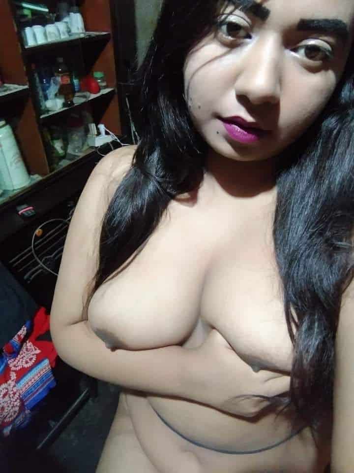 Sexy chubby girl leaked pics 6