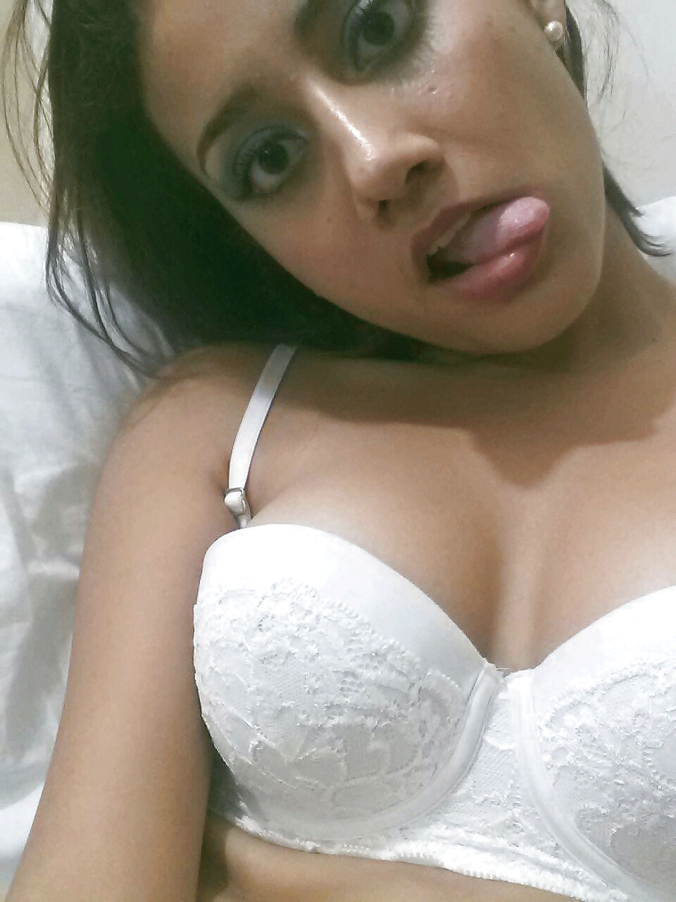 Sexy Desi college girl nude pics 6