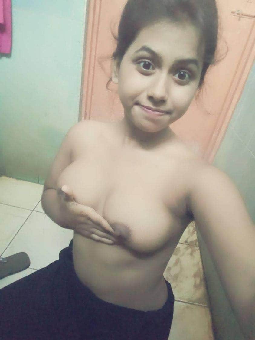 Sexy girlfriend nude pics leaked out 3