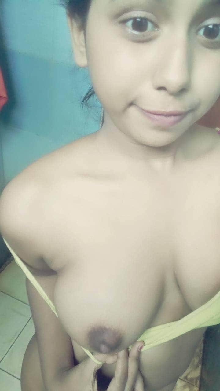 Sexy girlfriend nude pics leaked out 5