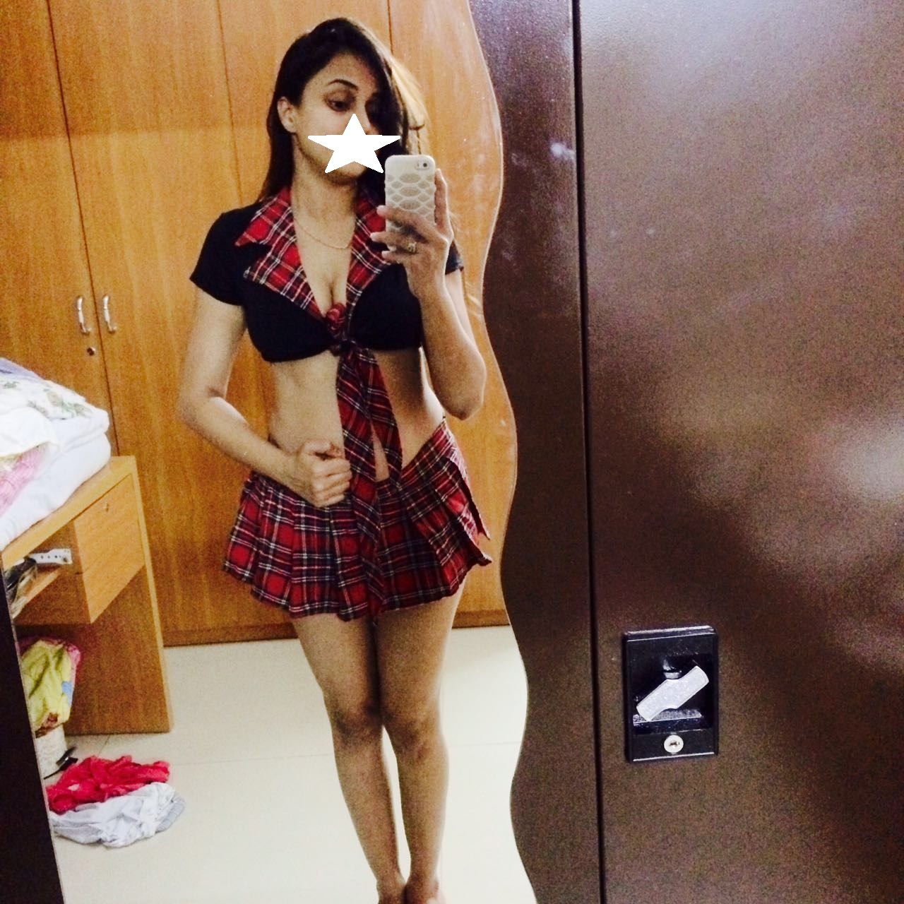 Sexy Hot wife seducing her husband with her naughty selfies 3