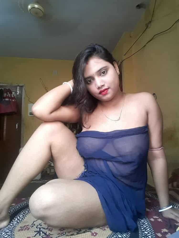 Sexy Indian aunty sex photos leaked on desi sex blog 1