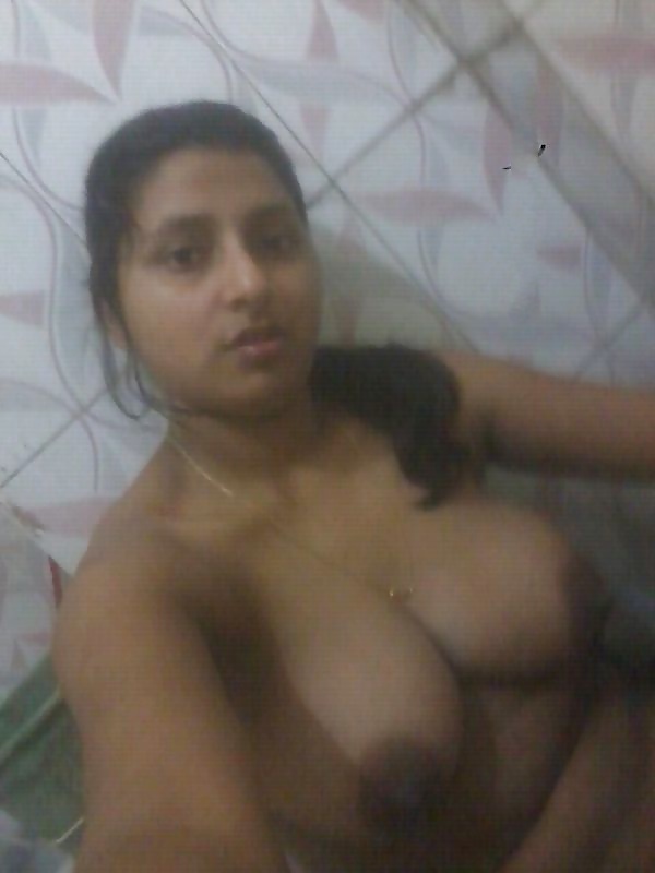 Sexy Indian college girl exposing herself on cam 8