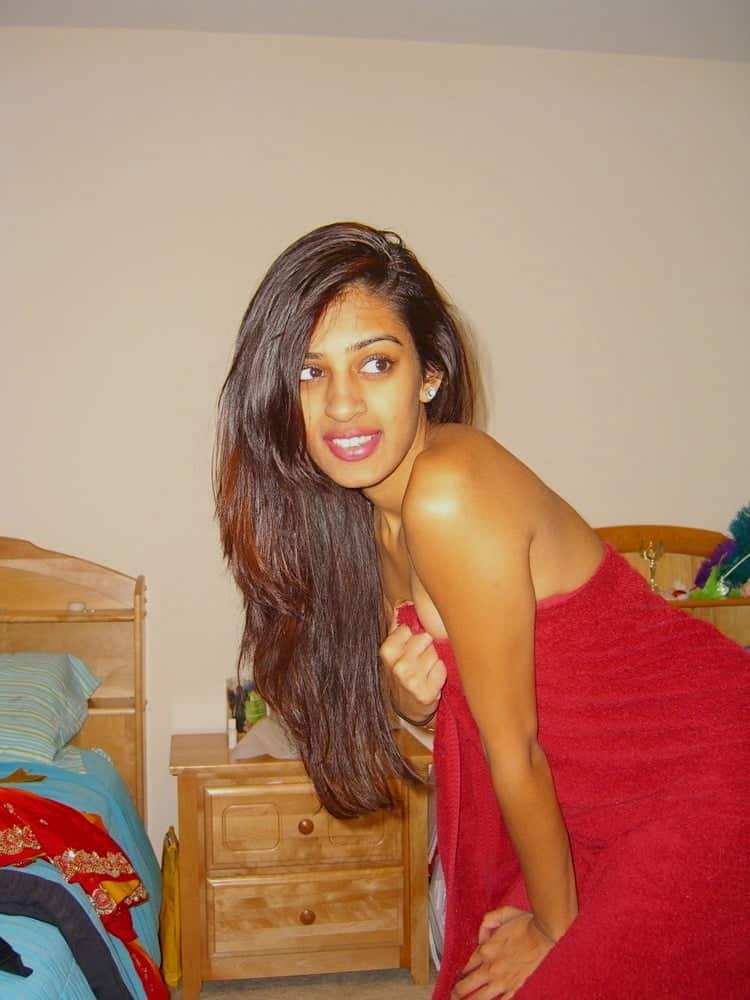 Sexy Indian girl nude pics 7