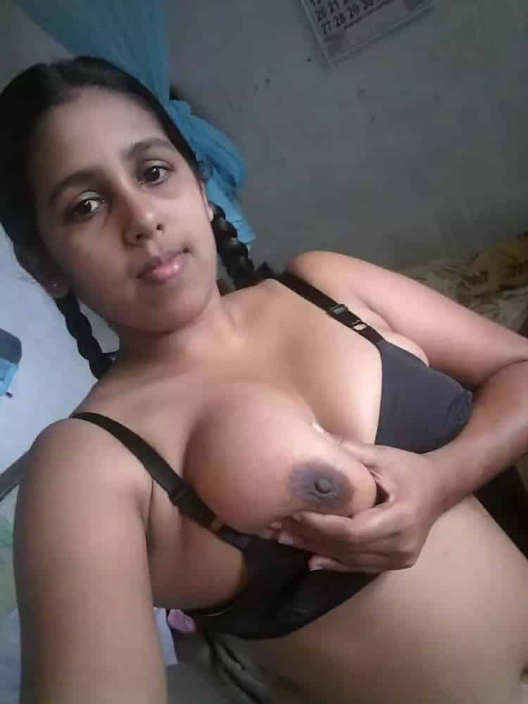 Sexy Indian wife pics for the first time in FSI 4