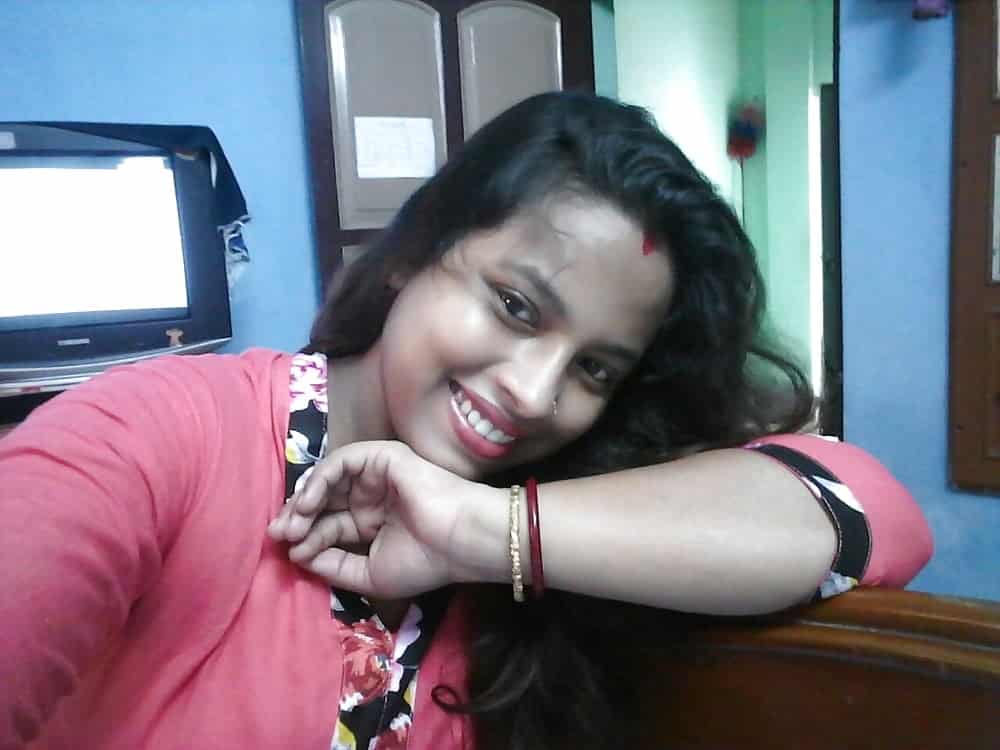 Sexy Indian xxx photos of desi college girls clicking selfies 6