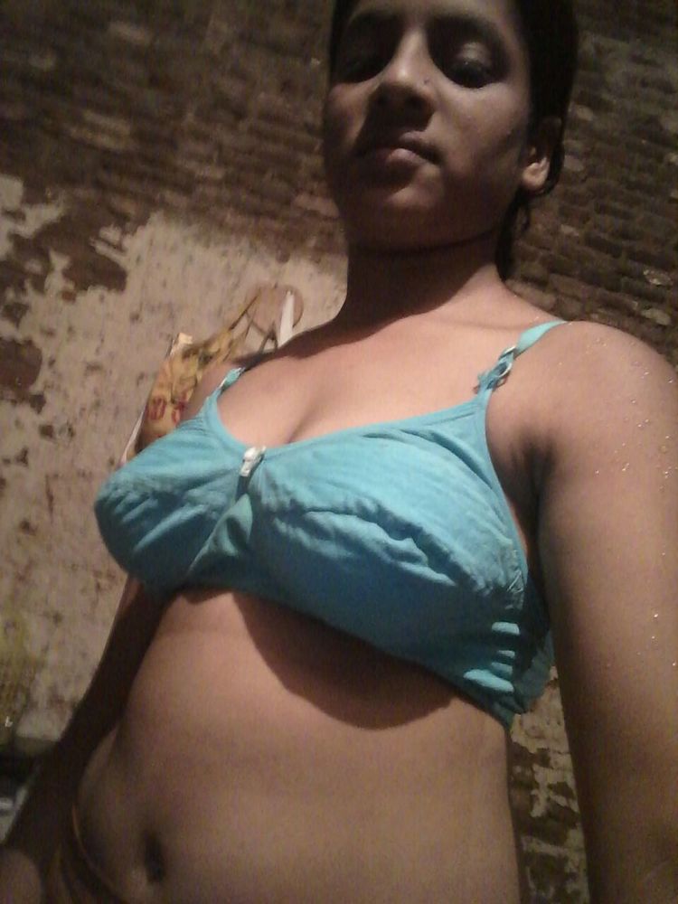Sexy Tamil college girl nude images leaked online 2