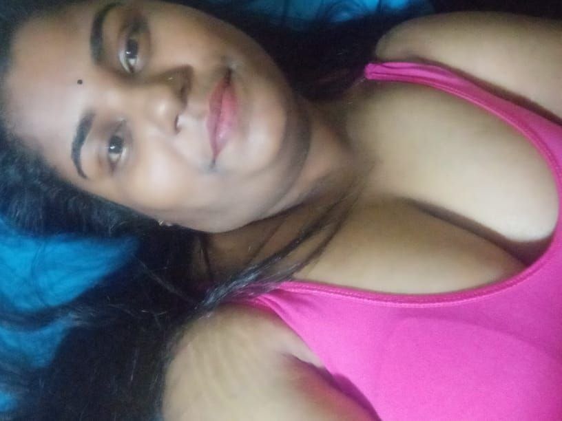 Sexy Tamil girl leaked photos 2