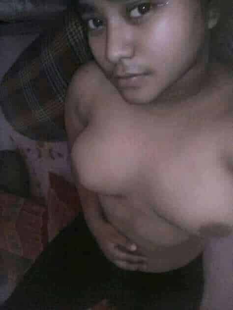 Sexy teen Bengali girl leaked nudes 1