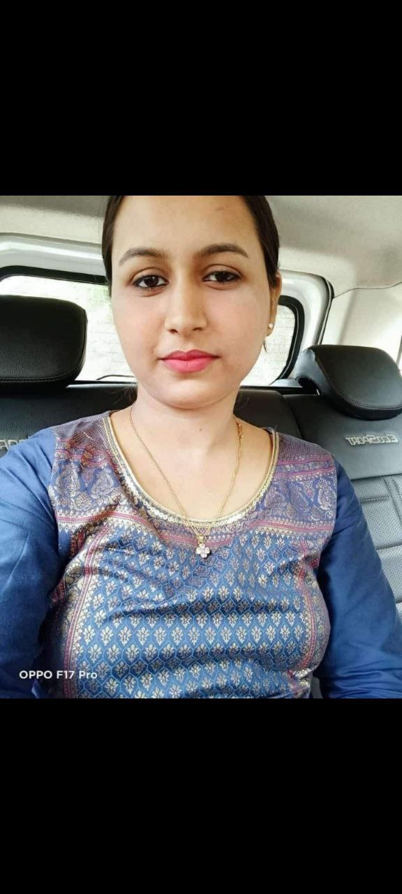 Sexy wife naked pleasing photos for husband 1
