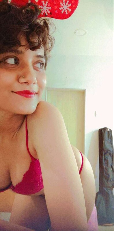 Short haired young Bengali girl nude pics 3