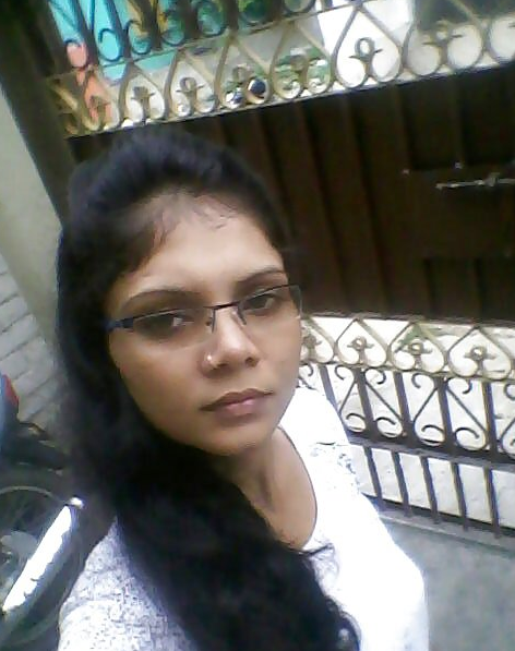 Skinny Desi Wife Selfie Nude Pictures for her WhatsApp friend 1