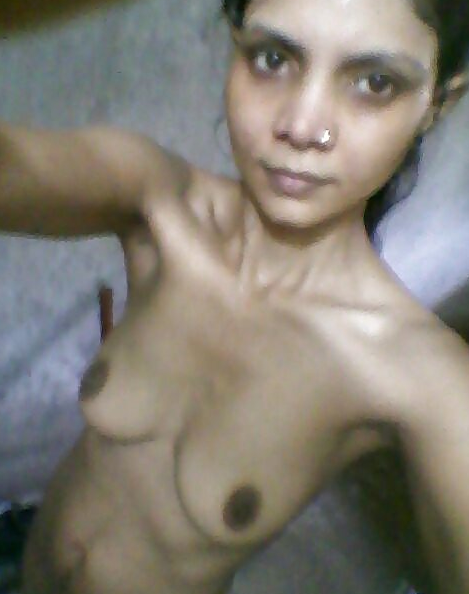 Skinny Desi Wife Selfie Nude Pictures for her WhatsApp friend 3