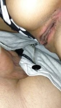 Skinny Indian girl sex pics 4