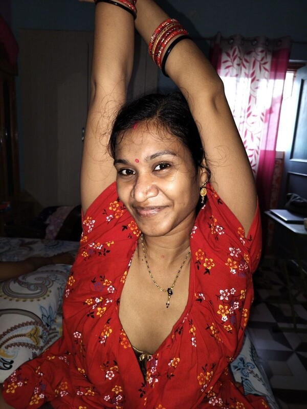 Slim desi xxx wife wants sex with husband viral pics 1