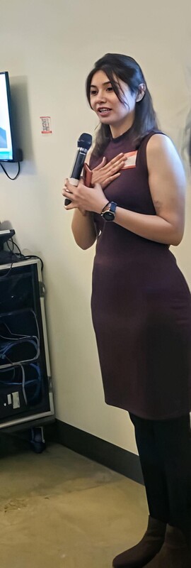 Slim Indian office lady nude after boyfriend request 3