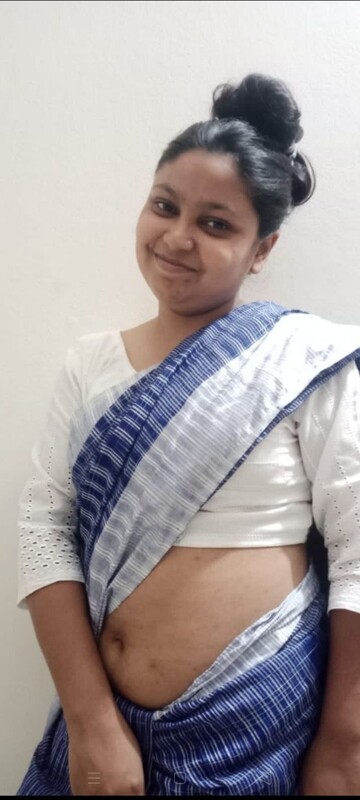 Slutty wife nude posing and writings on sexy body 1