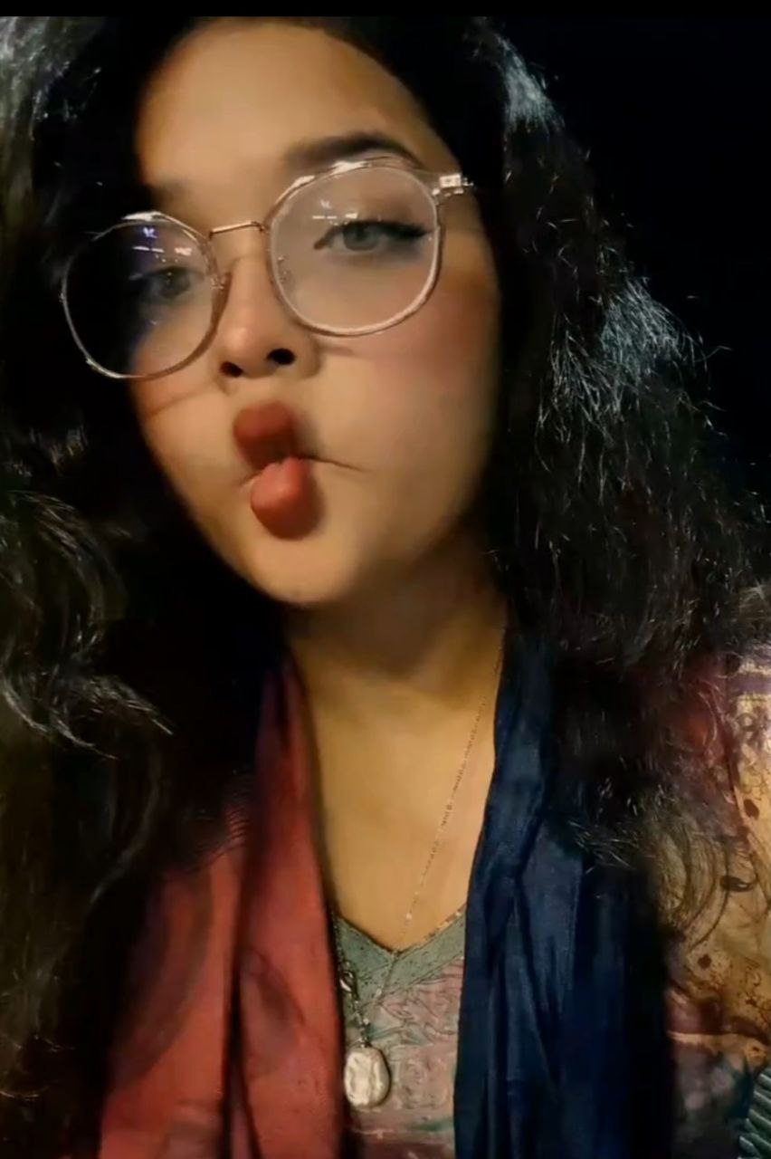 Small boobs Desi girl rare nude pic exposed 4