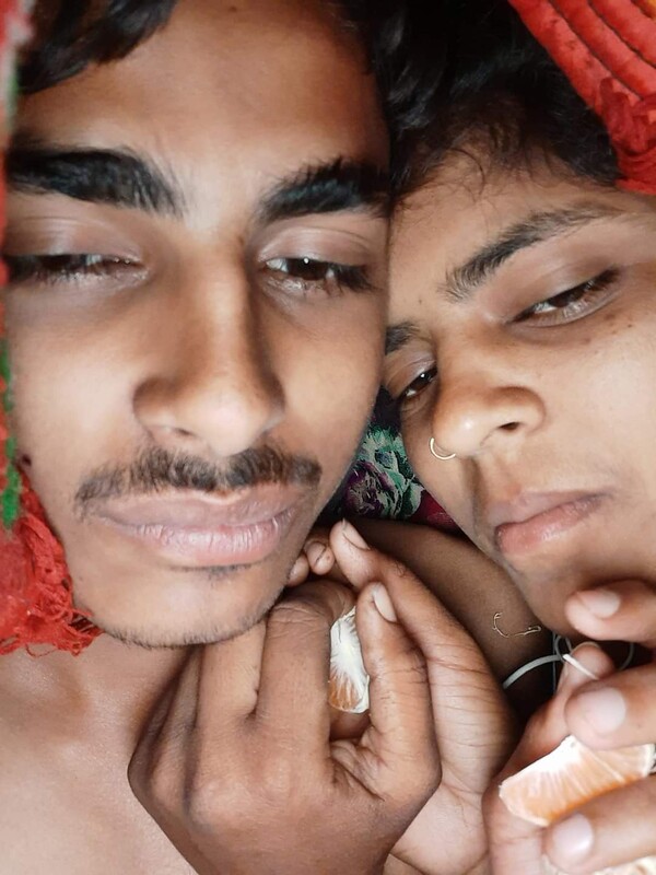 Small boobs Indian girlfriend nude sex photos 7