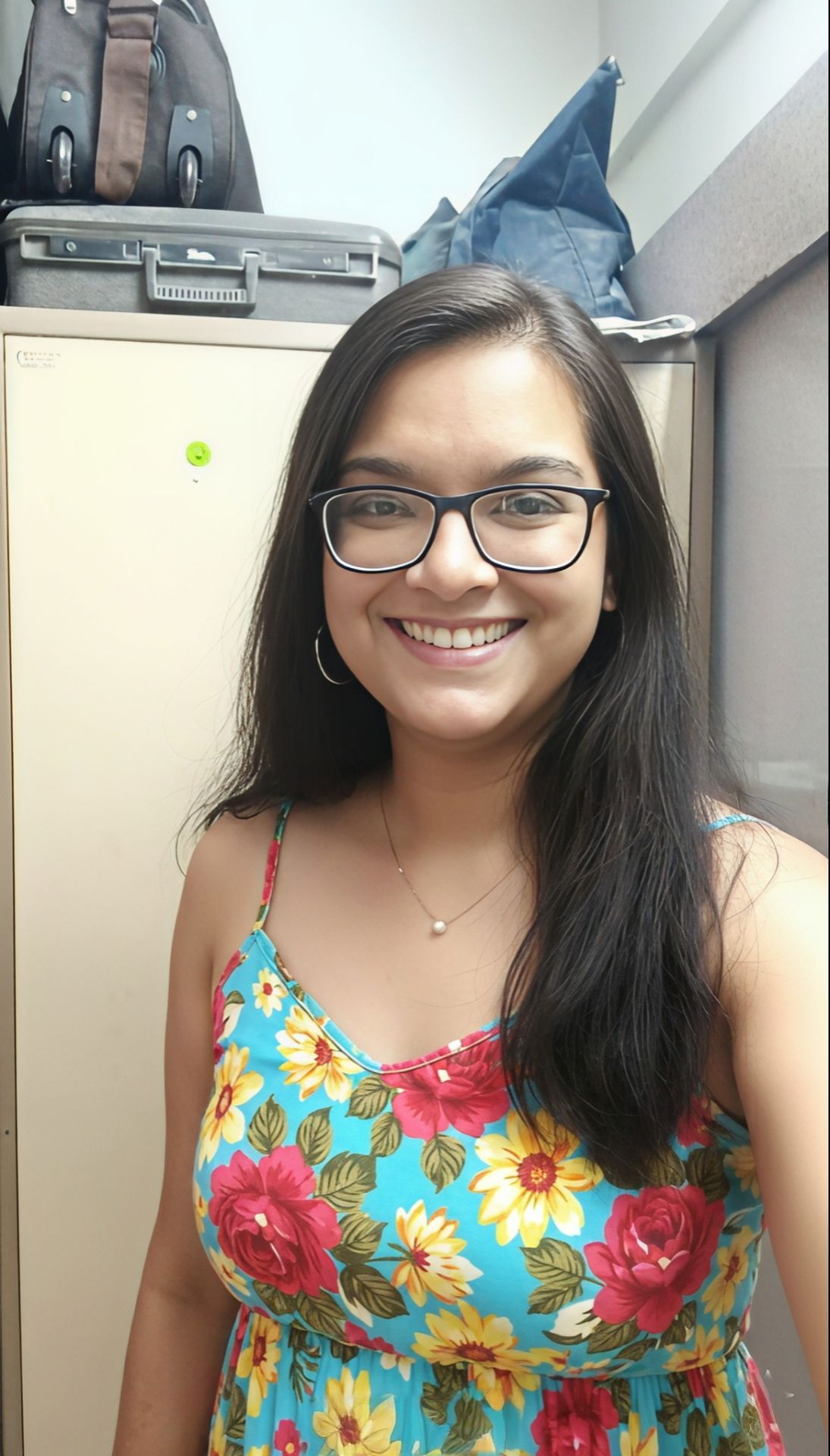 Smiling Indian girl in glasses goes nude for lover 1