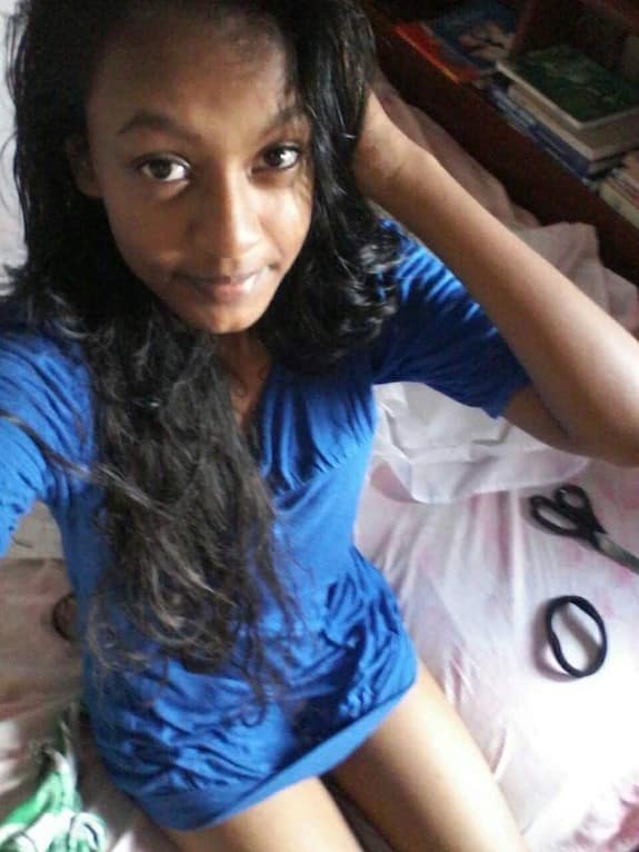 Sri Lankan cute Tamil teen girl nude photos 1