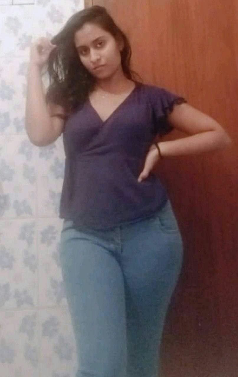 Srilankan girlfriend naked photos before sex 1