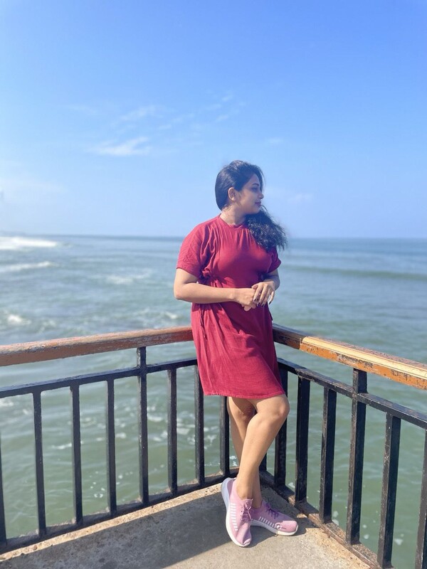 Srilankan newly married couple honeymoon pics 2