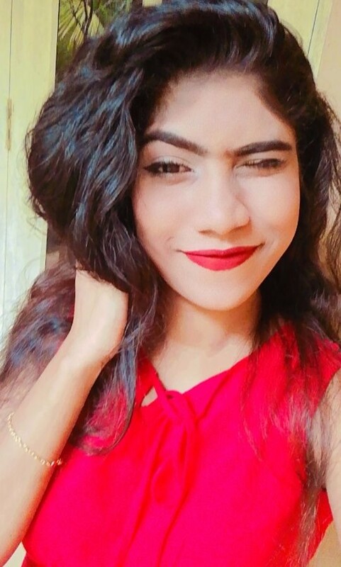 Srilankan sexy girl nude black and white photos 2
