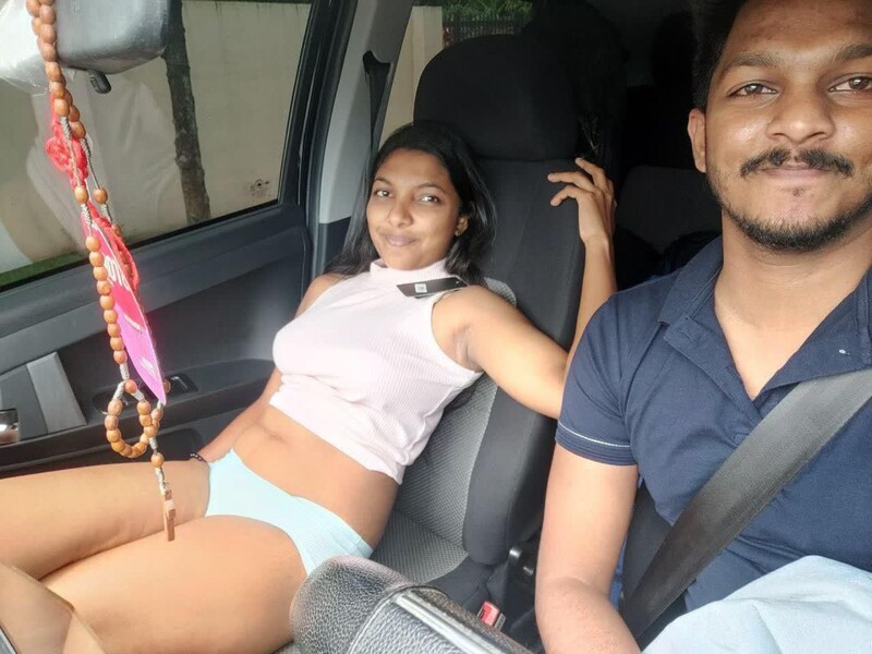 Srilankan slim girl ready for sex with boyfriend 2