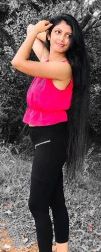 Srilankan Tamil college girl topless photos 2