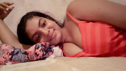 Srilankan Tamil college girl topless photos 5