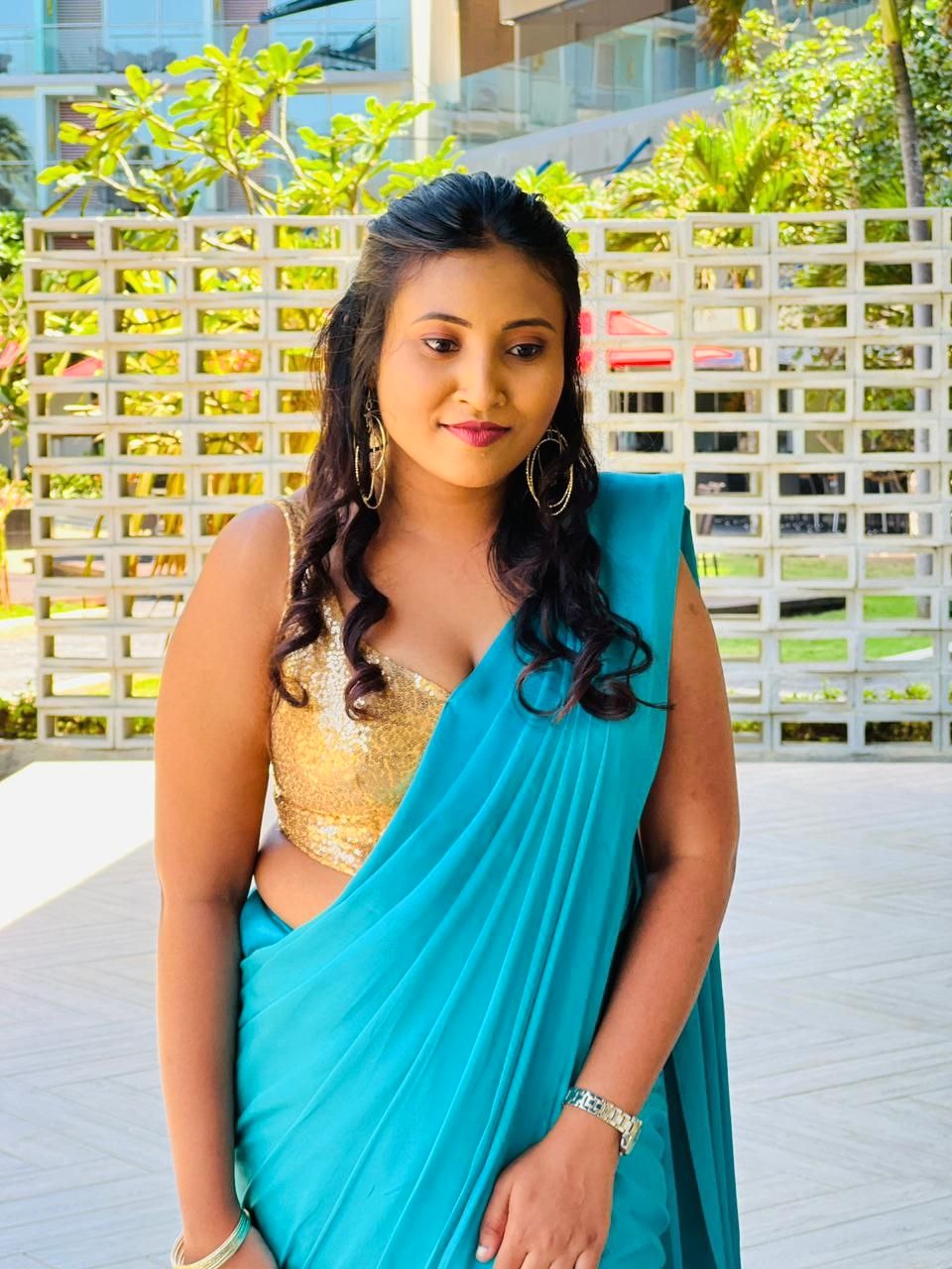 Srilankan University girl naked selfies released 5