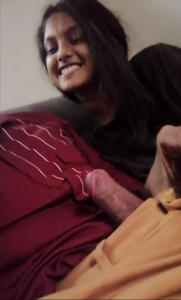 Srilankan virgin college girl blowjob and sex 1