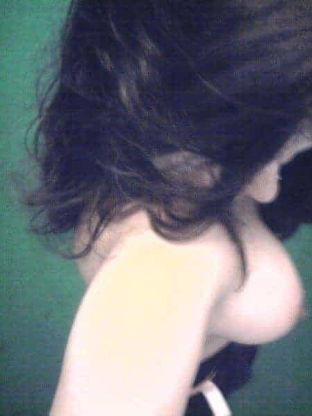Stunning hot Paki girl leaked nudes 1
