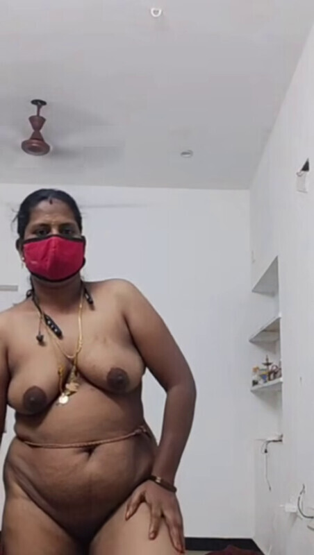 Tamil aunty stripping blouse and naked before camera 5