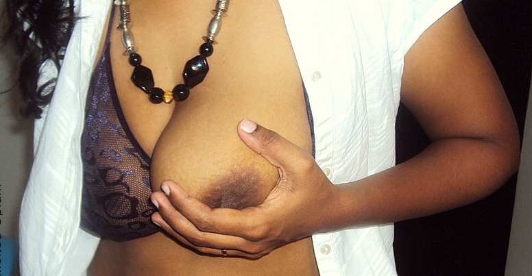 Tamil Bhabhi showing boobs for you 7