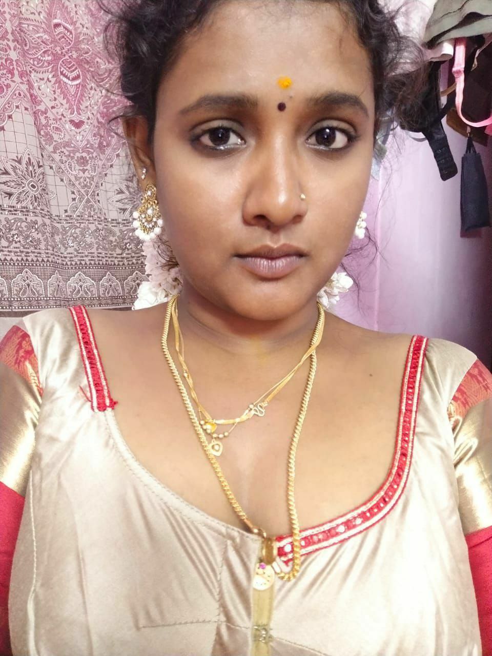 Tamil couple romance photos with nude show 6