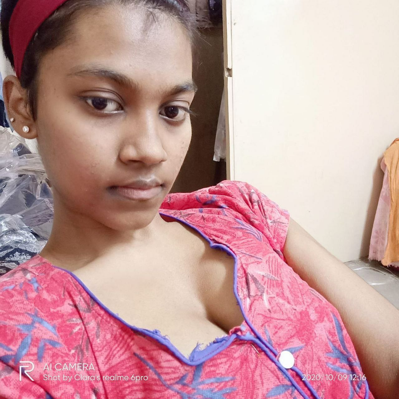 Tamil girl nude boob show for lover pics 2