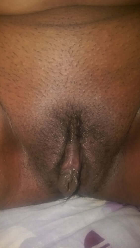 Tamil girl’s Tamil hairy pussy pics online 4