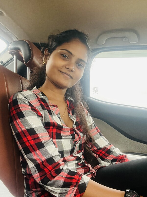 Tamil girlfriend hairy pussy shown to boyfriend 1