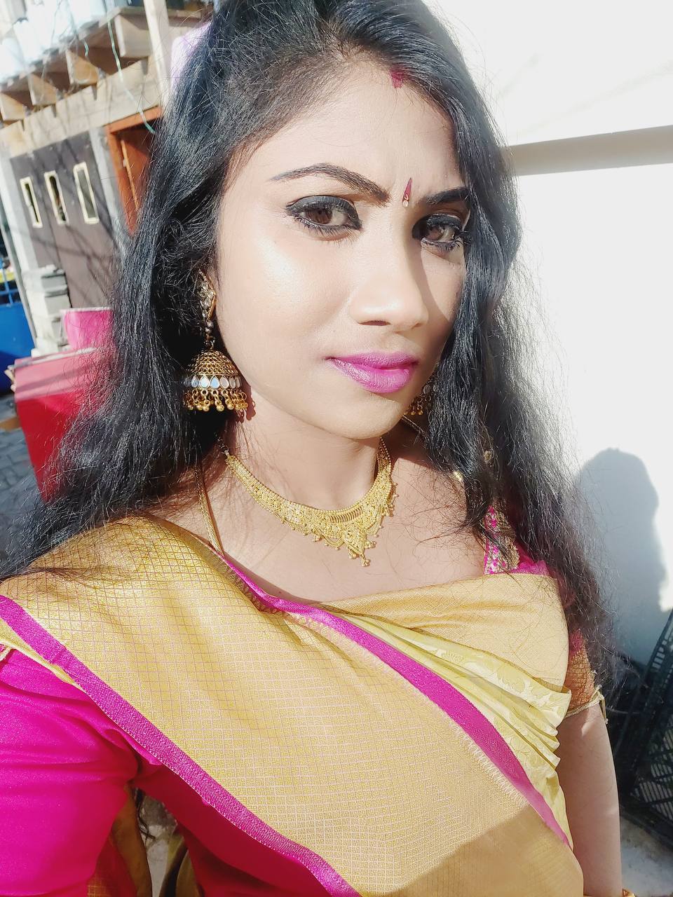 Tamil girlfriend nude 80+ photos exposed online 2