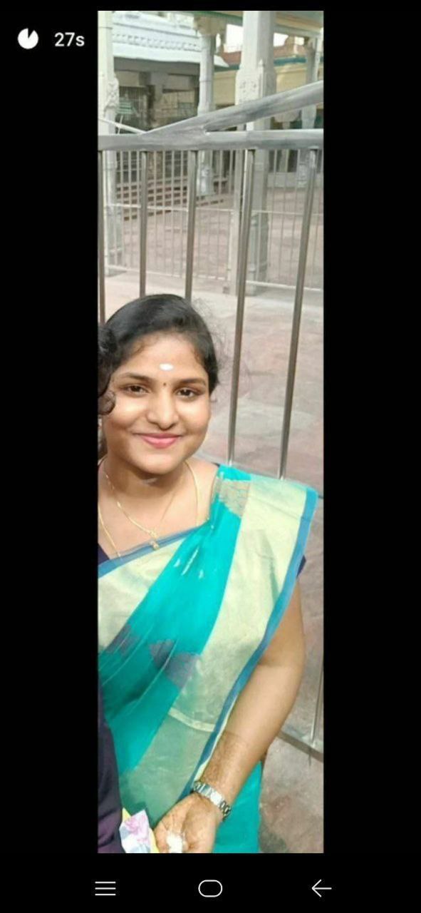 Tamil horny wife nude clicks exposed 1