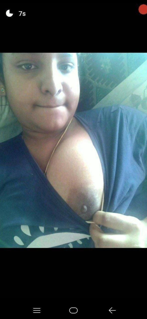Tamil horny wife nude clicks exposed 6