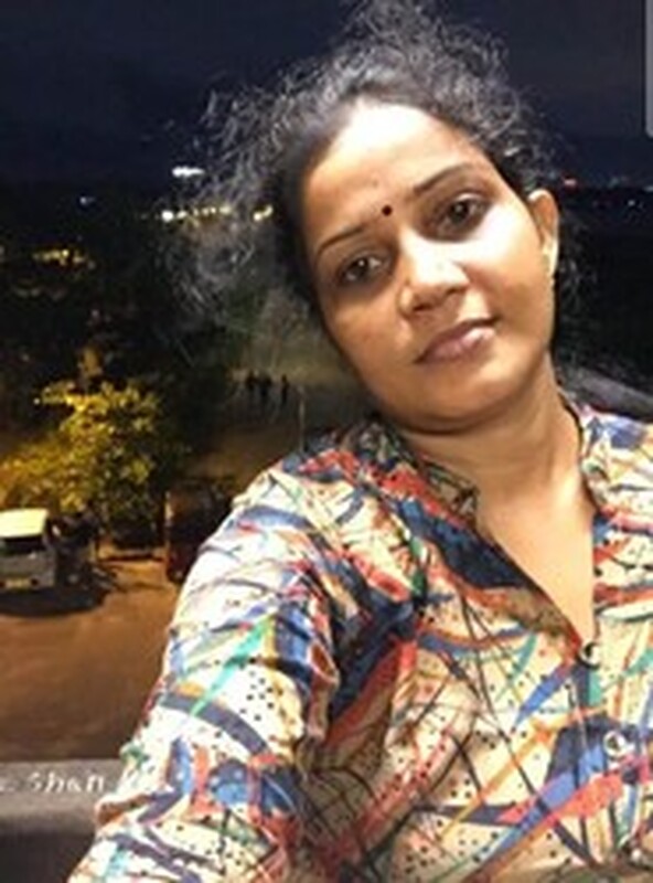 Tamil housewife blowjob and big boobs showing 1