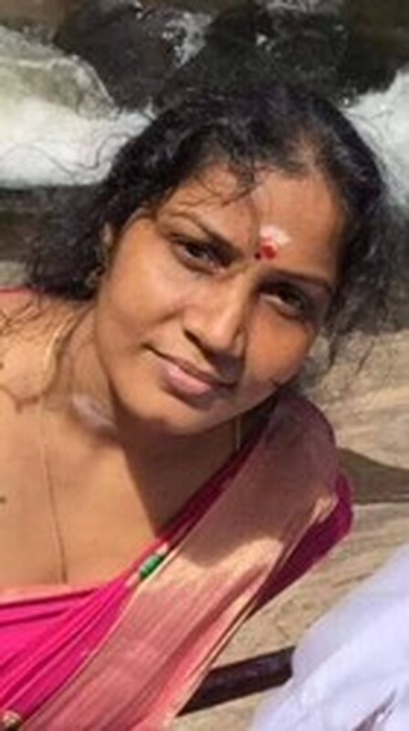 Tamil housewife blowjob and big boobs showing 5