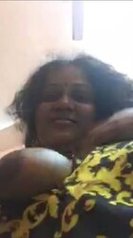 Tamil housewife blowjob and big boobs showing 8