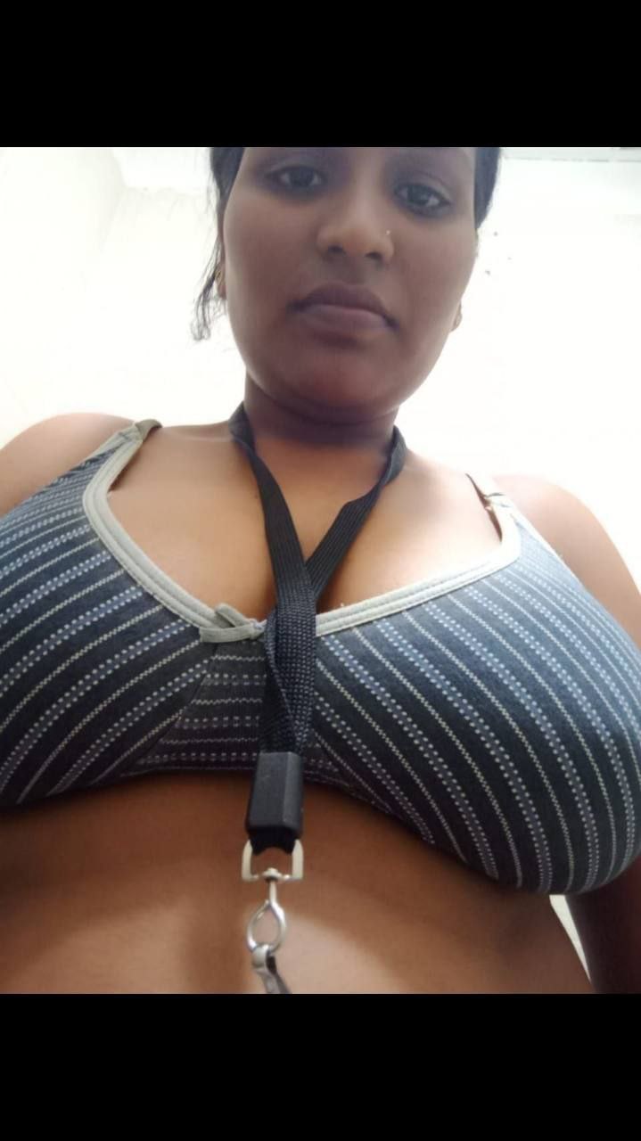 Tamil office girl removing bra huge boobs 2