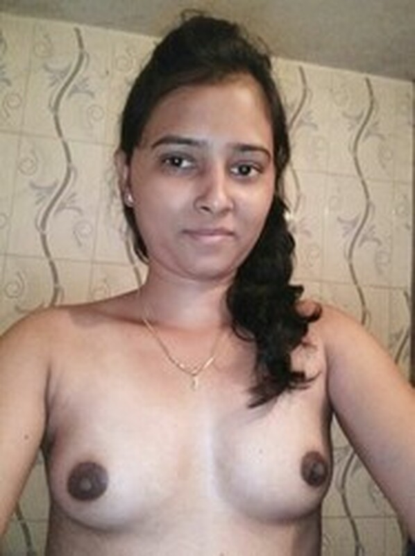 Tamil sexy bride boobs show photos to groom 5